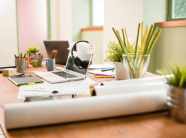 Vật để bàn làm việc cho người mệnh hỏa